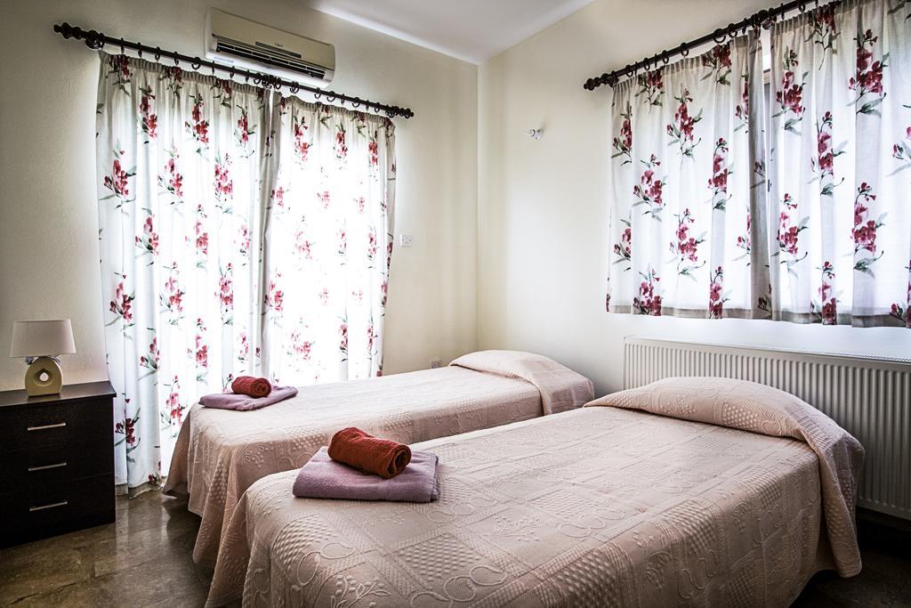 Villa Eva Ayia Napa Eksteriør billede