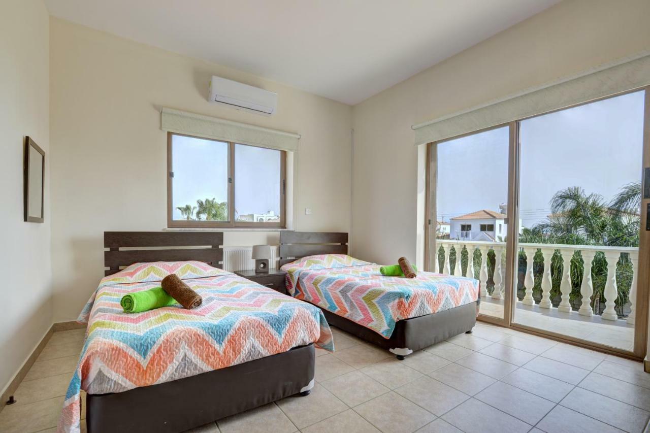 Villa Eva Ayia Napa Eksteriør billede